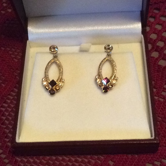 Beautiful Cognac color stone Earrings - Picture 2 of 3